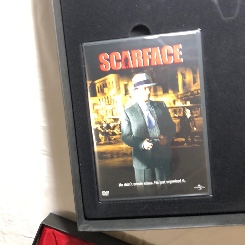 Scarface collectors box - Picture 4 of 4